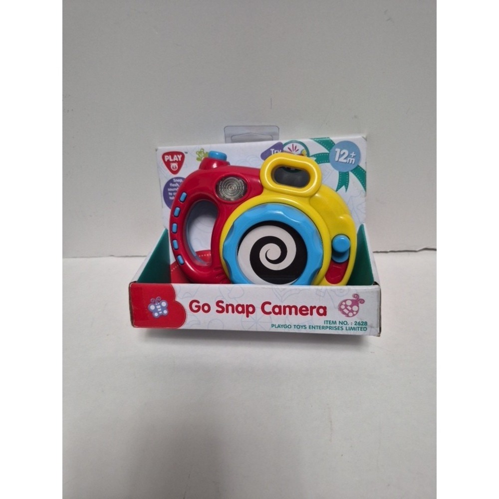 Go Snap Camera with real sounds for kids by Play Toys